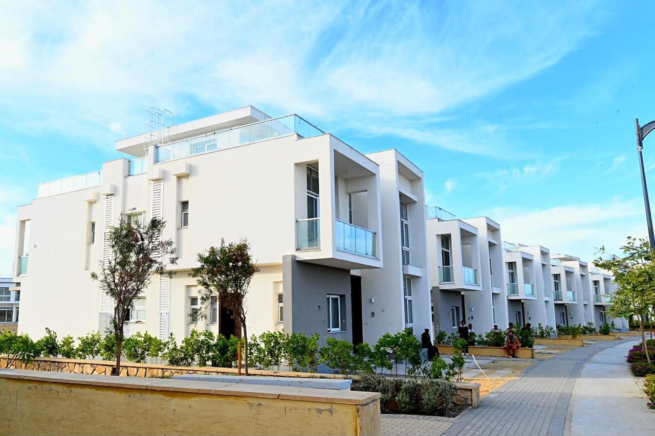 وزير الإسكان يزور برج LD08 في الأبراج الشاطئية وكومبوند "مزارين" بمدينة العلمين الجديدة 3 مشروع العلمين