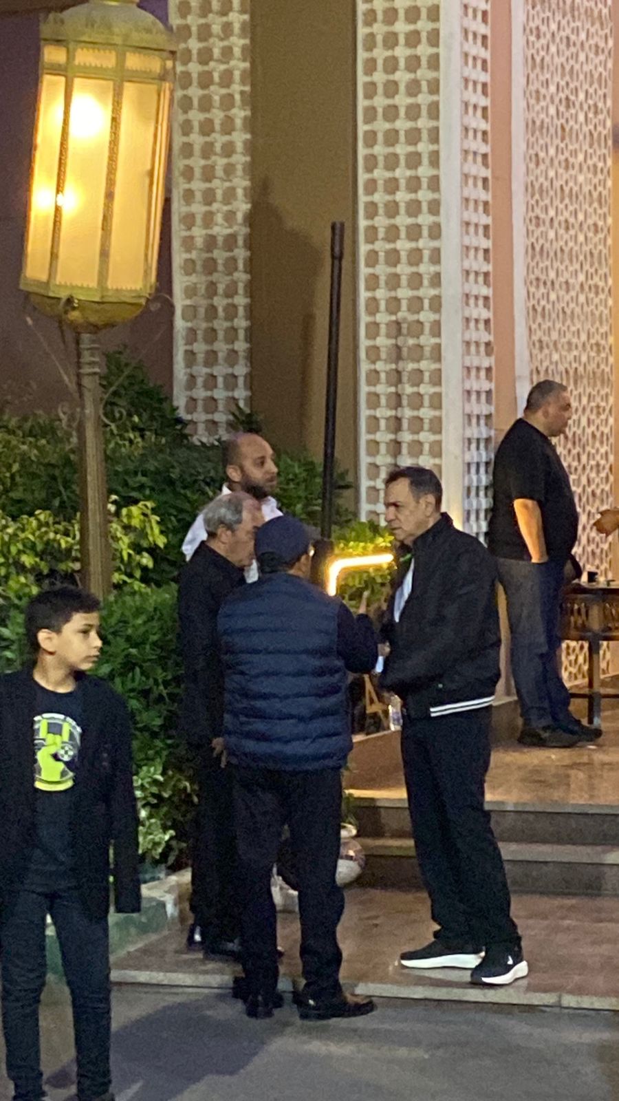 محمد هنيدي وحمادة هلال يتألقوا في عزاء المؤلف أحمد عبدالله 3 1762624479 183 محمد هنيدي وحمادة هلال يتألقوا في عزاء المؤلف أحمد عبدالله