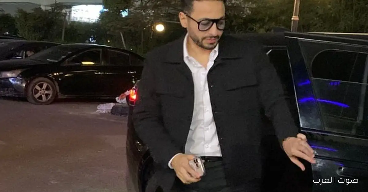 محمد هنيدي وحمادة هلال يتألقوا في عزاء المؤلف أحمد عبدالله