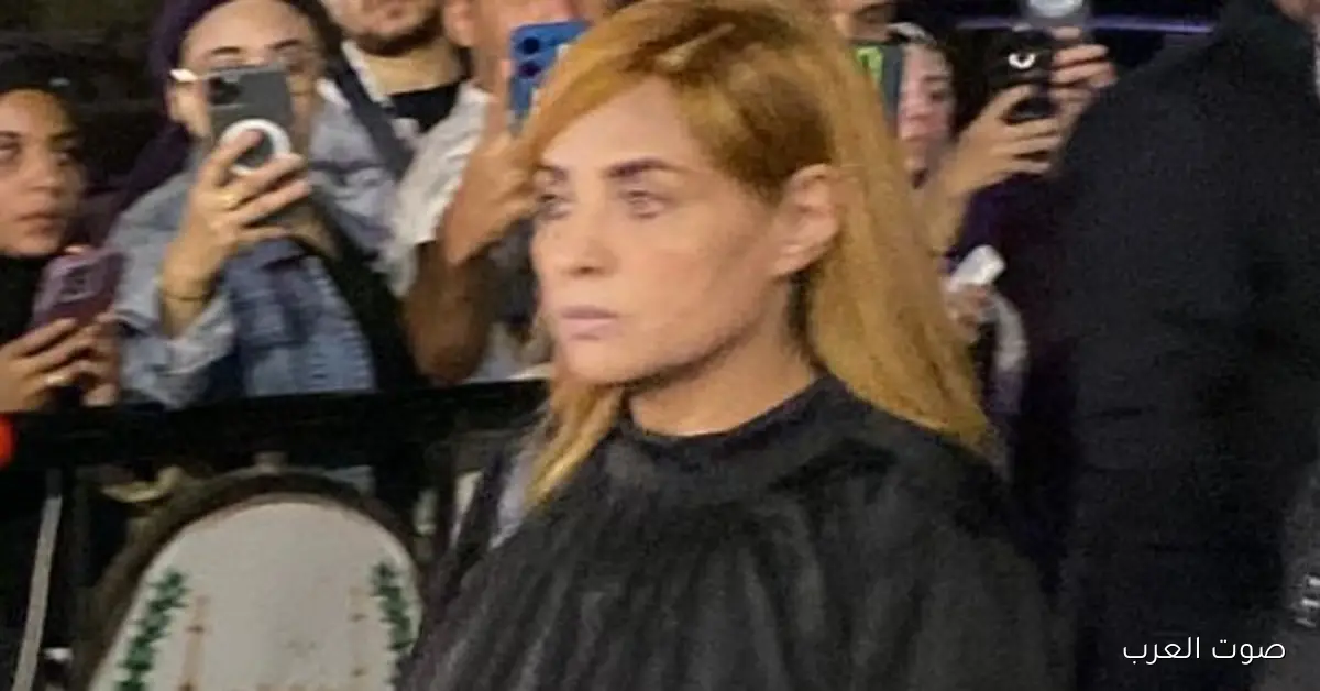 حسن الرداد ووفاء مكي يتواجدوا في عزاء والد محمد رمضان