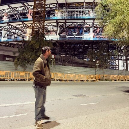 ميسي يبعت رسالة قلبية لجمهور برشلونة بعد زيارته السرية لكامب نو ويفتح باب الأمل لعودته في المستقبل 3 1762775316 756 ميسي يبعت رسالة قلبية لجمهور برشلونة بعد زيارته السرية لكامب