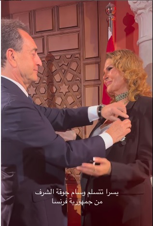 يسرا تتسلم وسام جوقة الشرف من فرنسا | صور وفيديو 6 1762804702 226 يسرا تتسلم وسام جوقة الشرف من فرنسا صور وفيديو