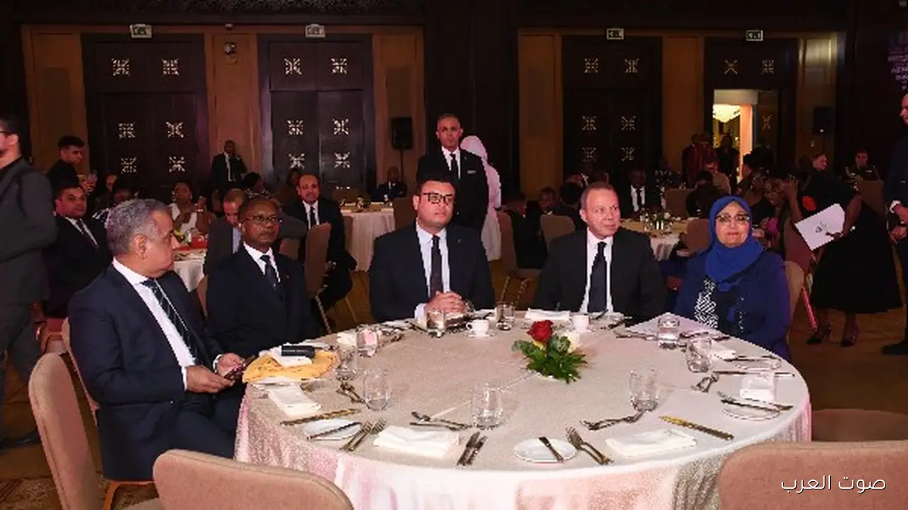 وزير الإسكان يحضر احتفالية مرور 50 سنة على استقلال أنجولا