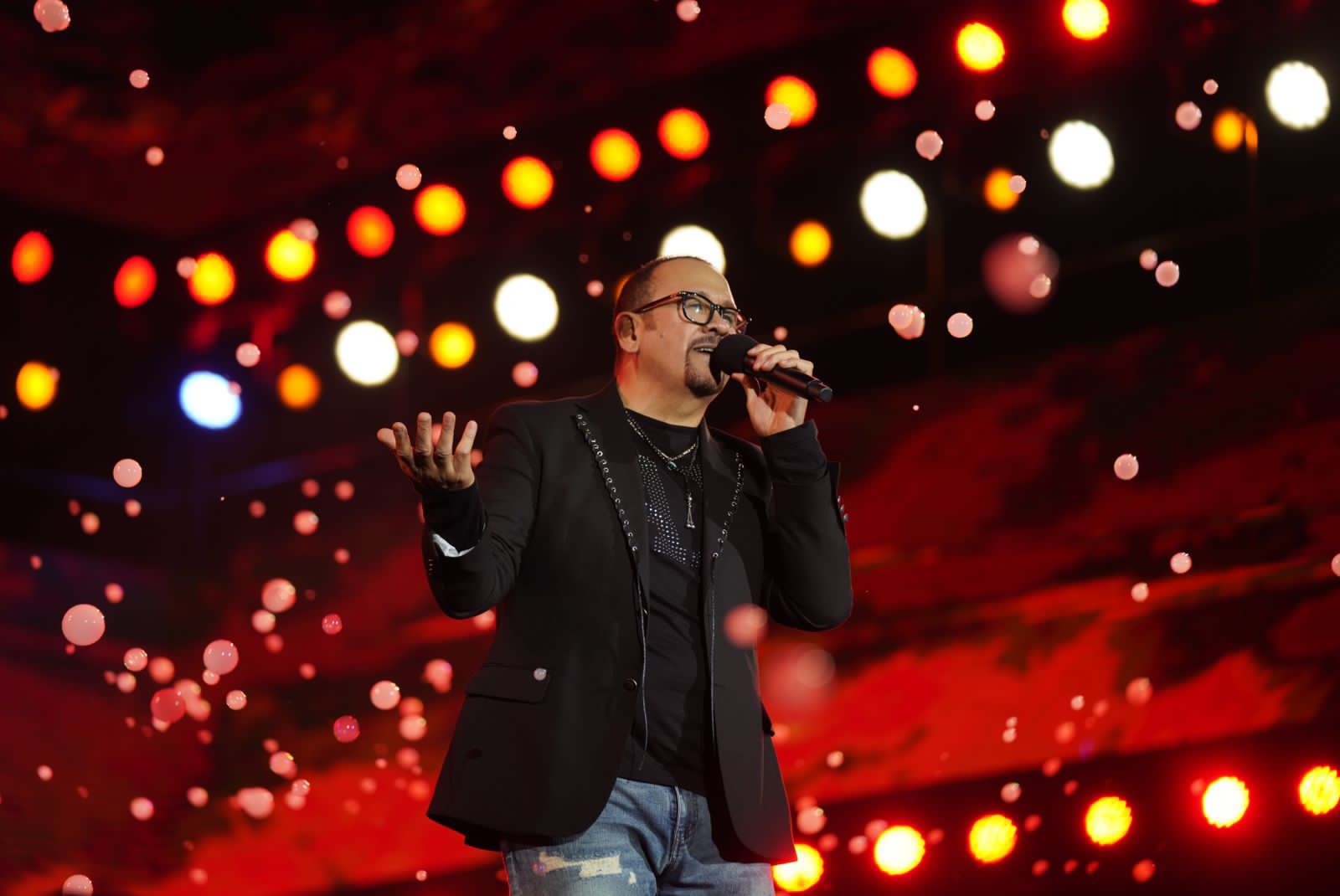 فؤش وحميد وإيهاب وهشام يشعلوا شتاء مدينتي بحضور جماهيري كبير 6 1763227661 426 فؤش وحميد وإيهاب وهشام يشعلوا شتاء مدينتي بحضور جماهيري كبير