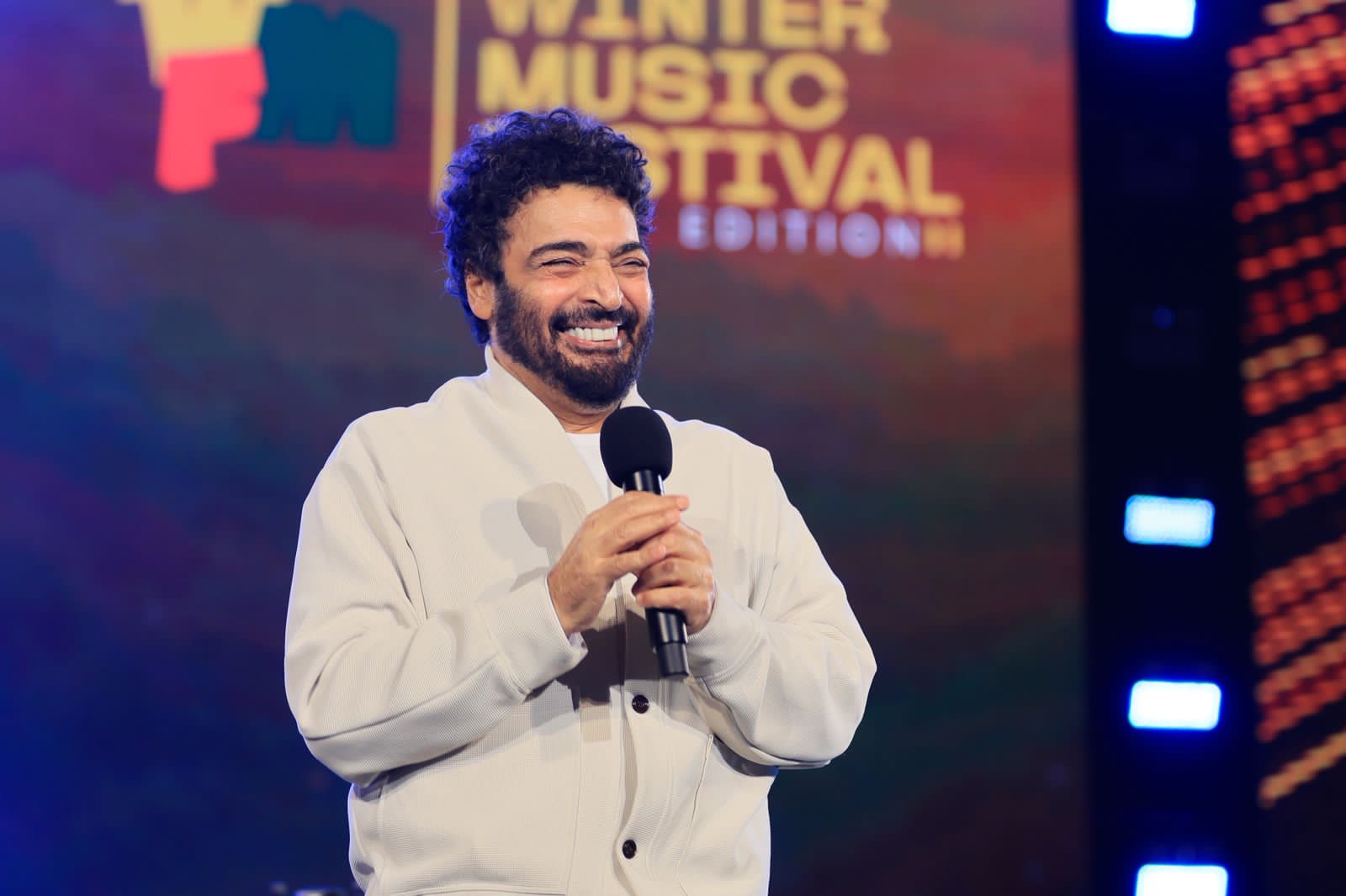 فؤش وحميد وإيهاب وهشام يشعلوا شتاء مدينتي بحضور جماهيري كبير 28 1763227662 14 فؤش وحميد وإيهاب وهشام يشعلوا شتاء مدينتي بحضور جماهيري كبير