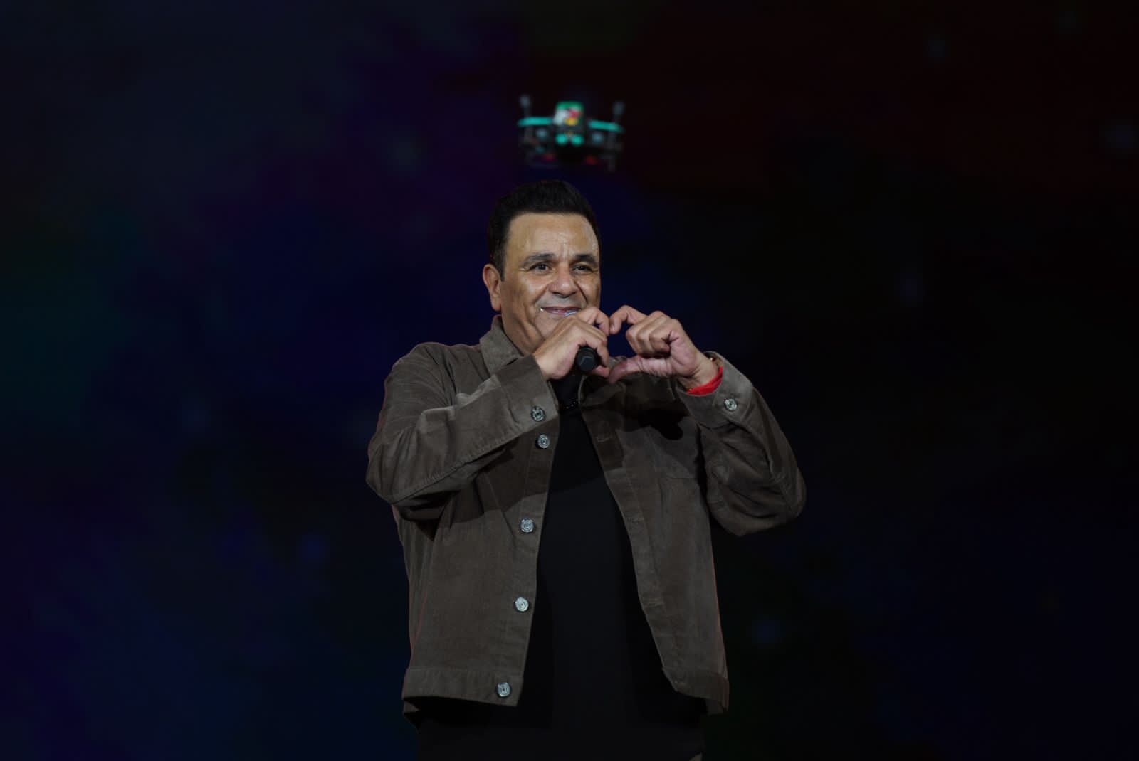 فؤش وحميد وإيهاب وهشام يشعلوا شتاء مدينتي بحضور جماهيري كبير 24 1763227662 428 فؤش وحميد وإيهاب وهشام يشعلوا شتاء مدينتي بحضور جماهيري كبير