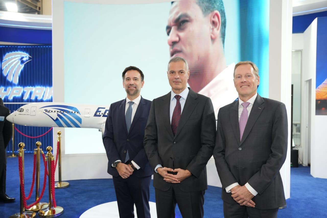 مصر للطيران تبقى معتمدة من "إيرباص" لتقديم خدمات صيانة هياكل الطائرات 3 توقيع الاتفاقية