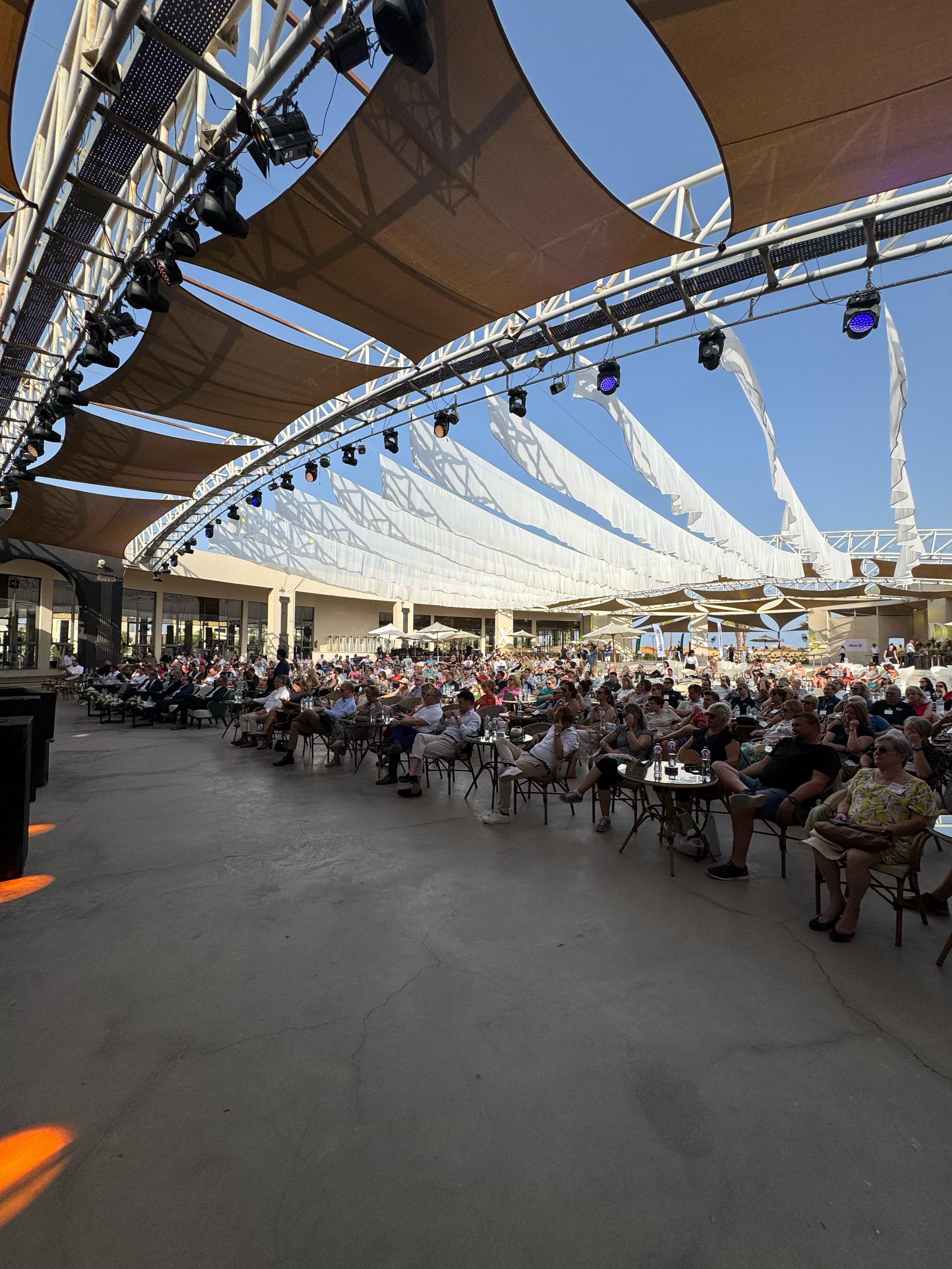 وزير الآثار: منتجاتنا بتوفر للسياح تجربة سياحية ثقافية كاملة 3 1763740126 410 وزير الآثار منتجاتنا بتوفر للسياح تجربة سياحية ثقافية كاملة