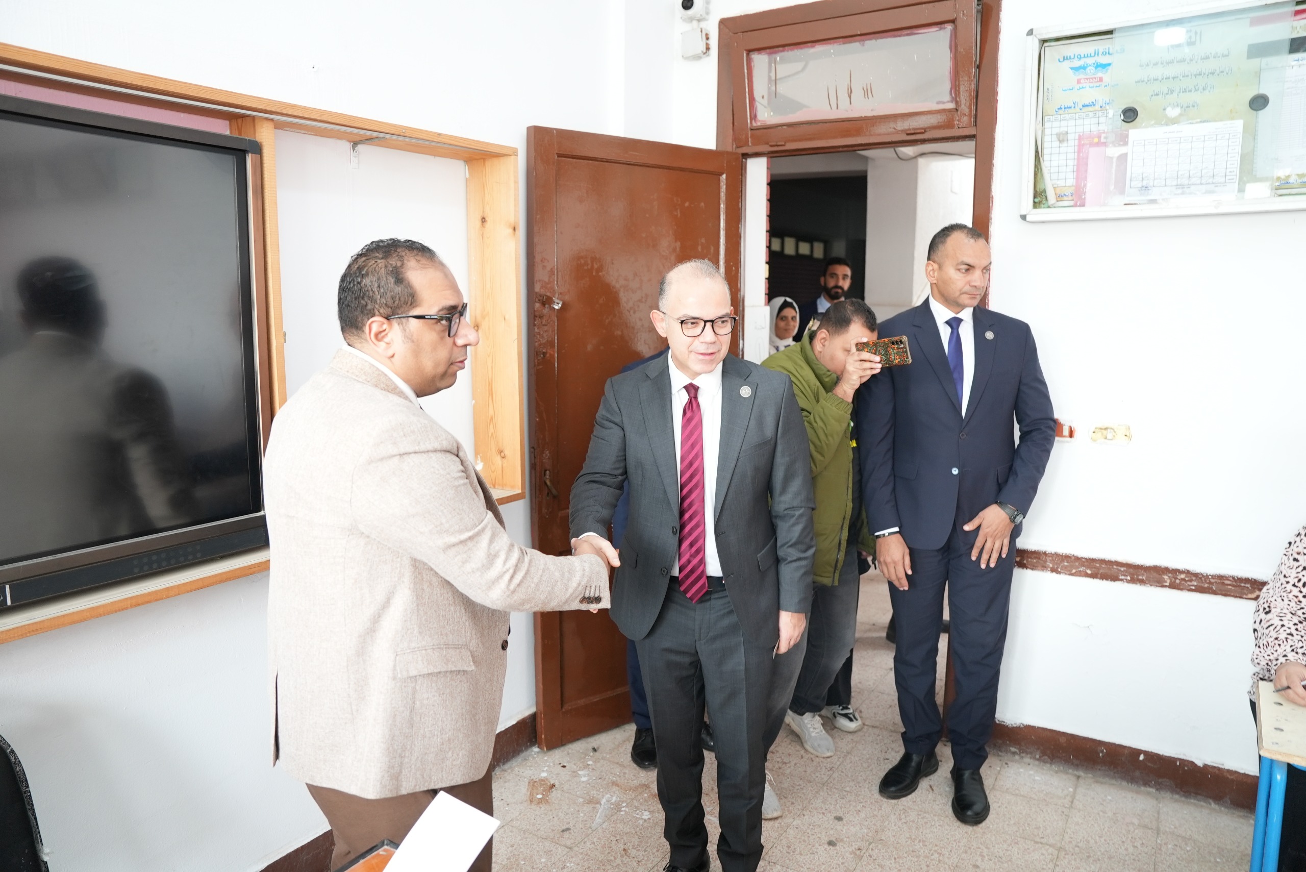 رئيس الرقابة المالية: المشاركة في الانتخابات بتأثر بشكل مباشر على مناخ الاستثمار 3 1763978598 642 رئيس الرقابة المالية المشاركة في الانتخابات بتأثر بشكل مباشر على