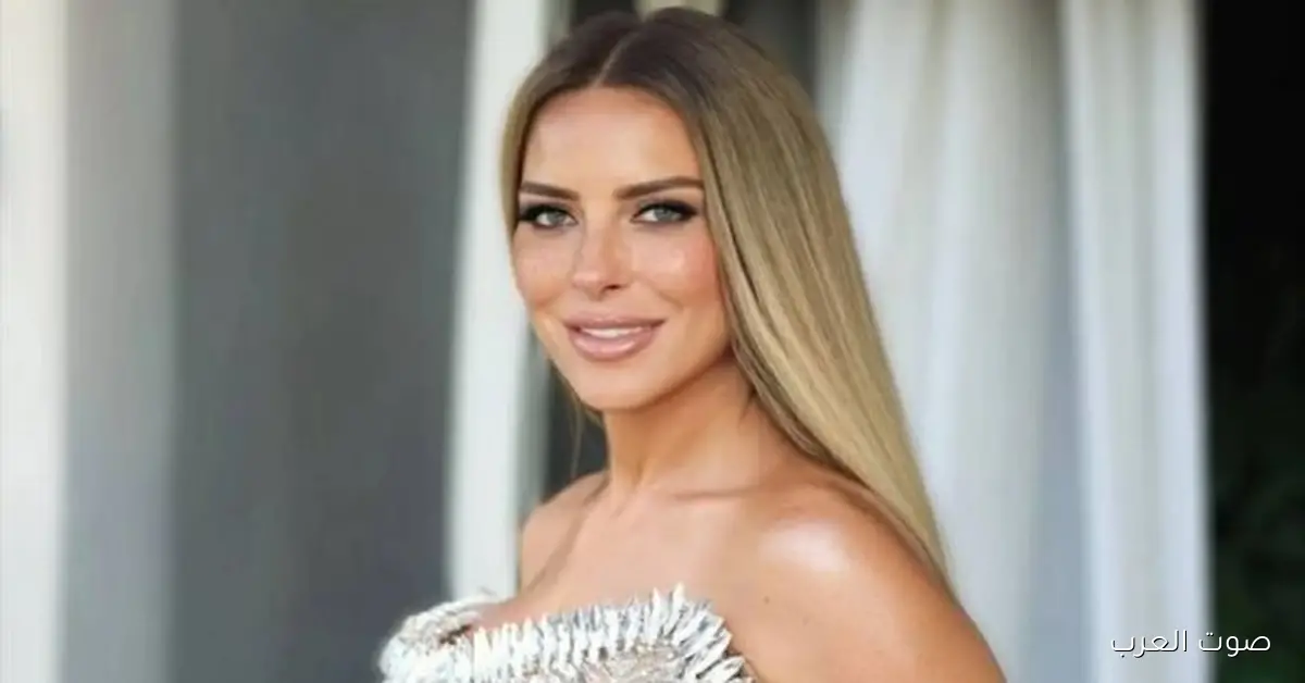 جمال وأناقة.. ريم مصطفى تشارك صور جديدة من فرحة زفاف ابنها