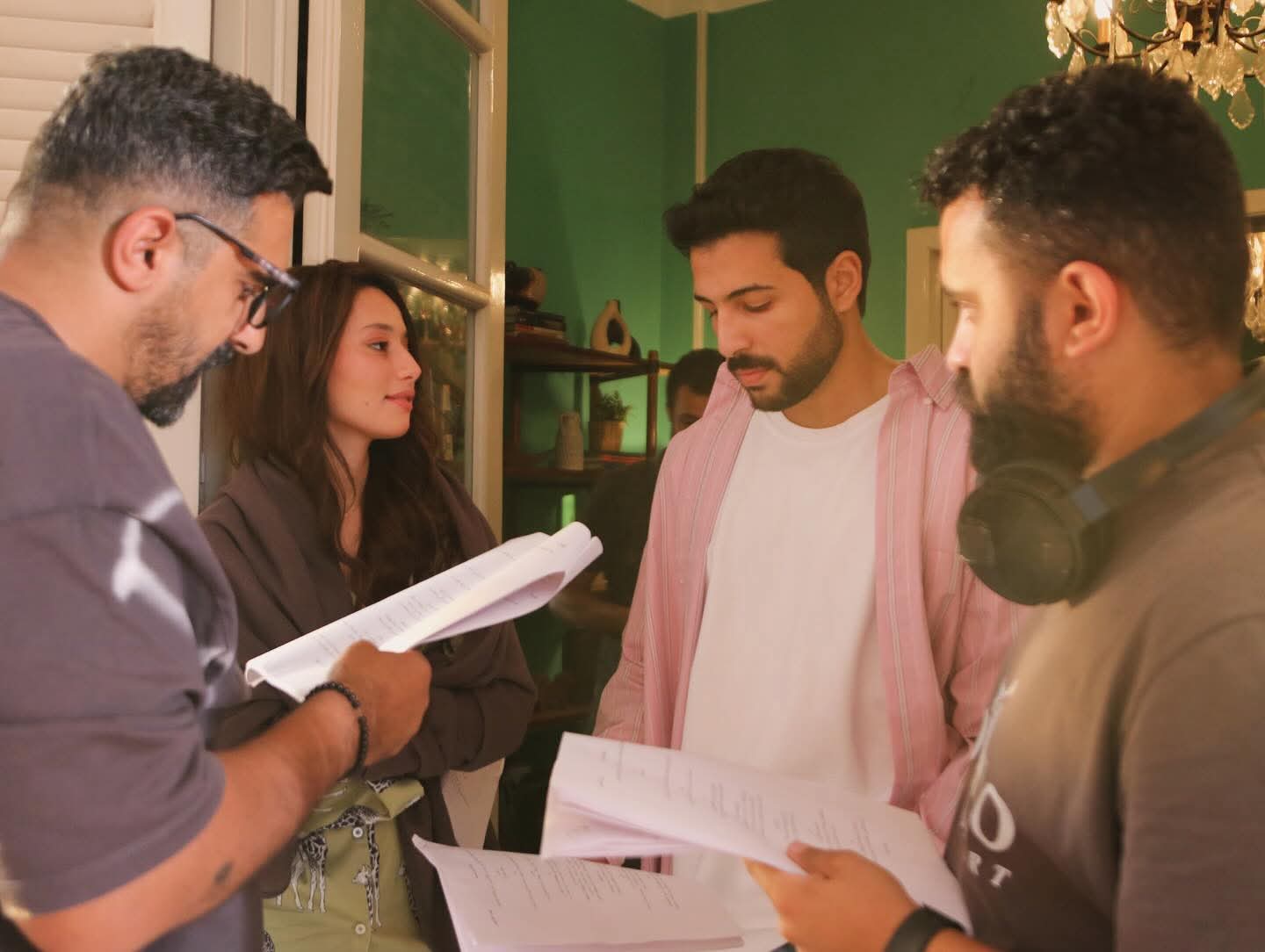 1764042138 712 لينا صوفيا تكشف لجمهورها كواليس مسلسل لينك