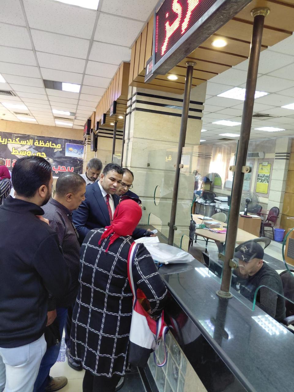 منال عوض: تسريع شغل تراخيص المحلات والتصدي بسرعة لأي تعديات في الإسكندرية 3 1764065665 950 منال عوض تسريع شغل تراخيص المحلات والتصدي بسرعة لأي تعديات