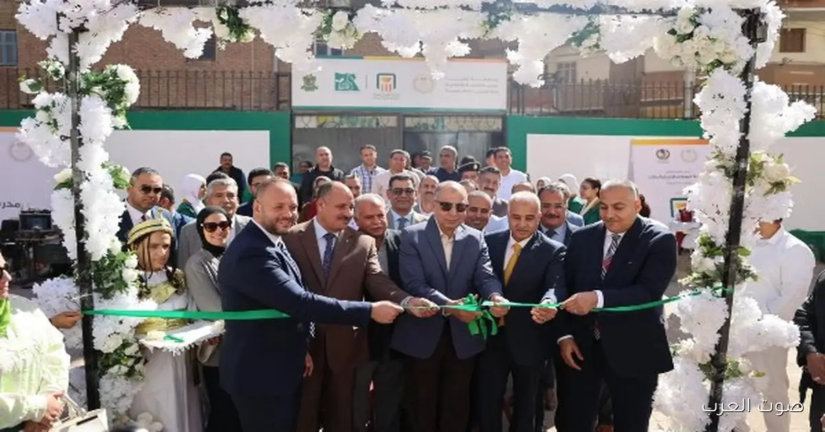 البنك الأهلي المصري يفتتح مدرسة السلام الإعدادية في المنيا