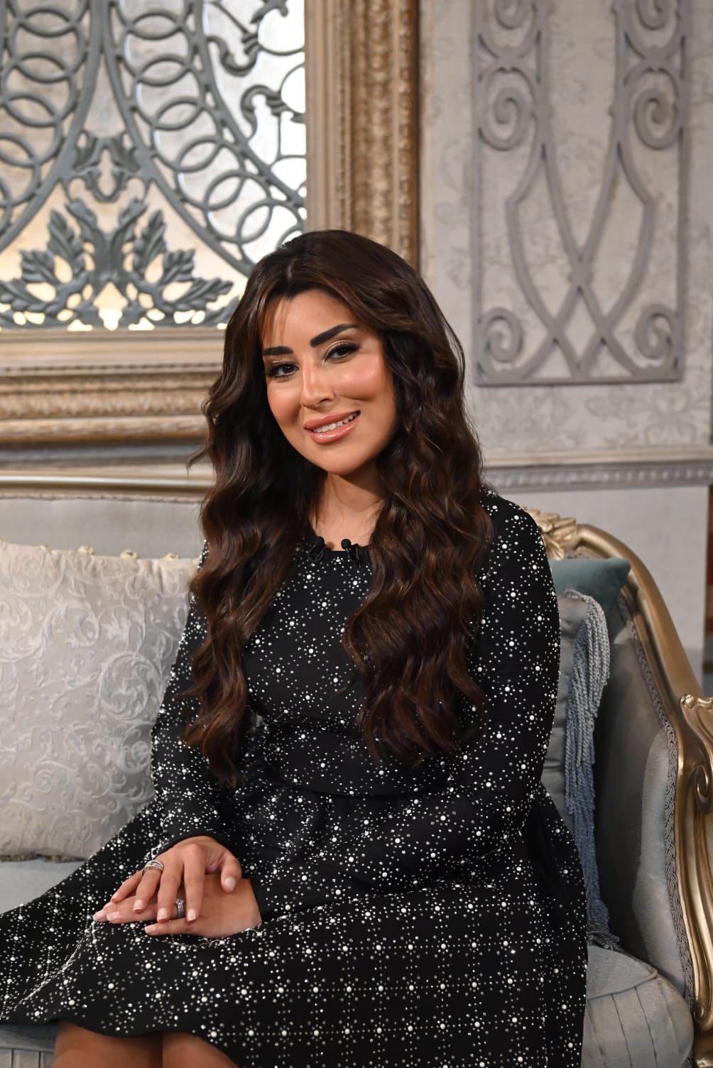 أيتن عامر بتكلم عن مسؤولية الأمومة وضغوط الشهرة في برنامج صاحبة السعادة 3 1764274480 140 أيتن عامر بتكلم عن مسؤولية الأمومة وضغوط الشهرة في برنامج