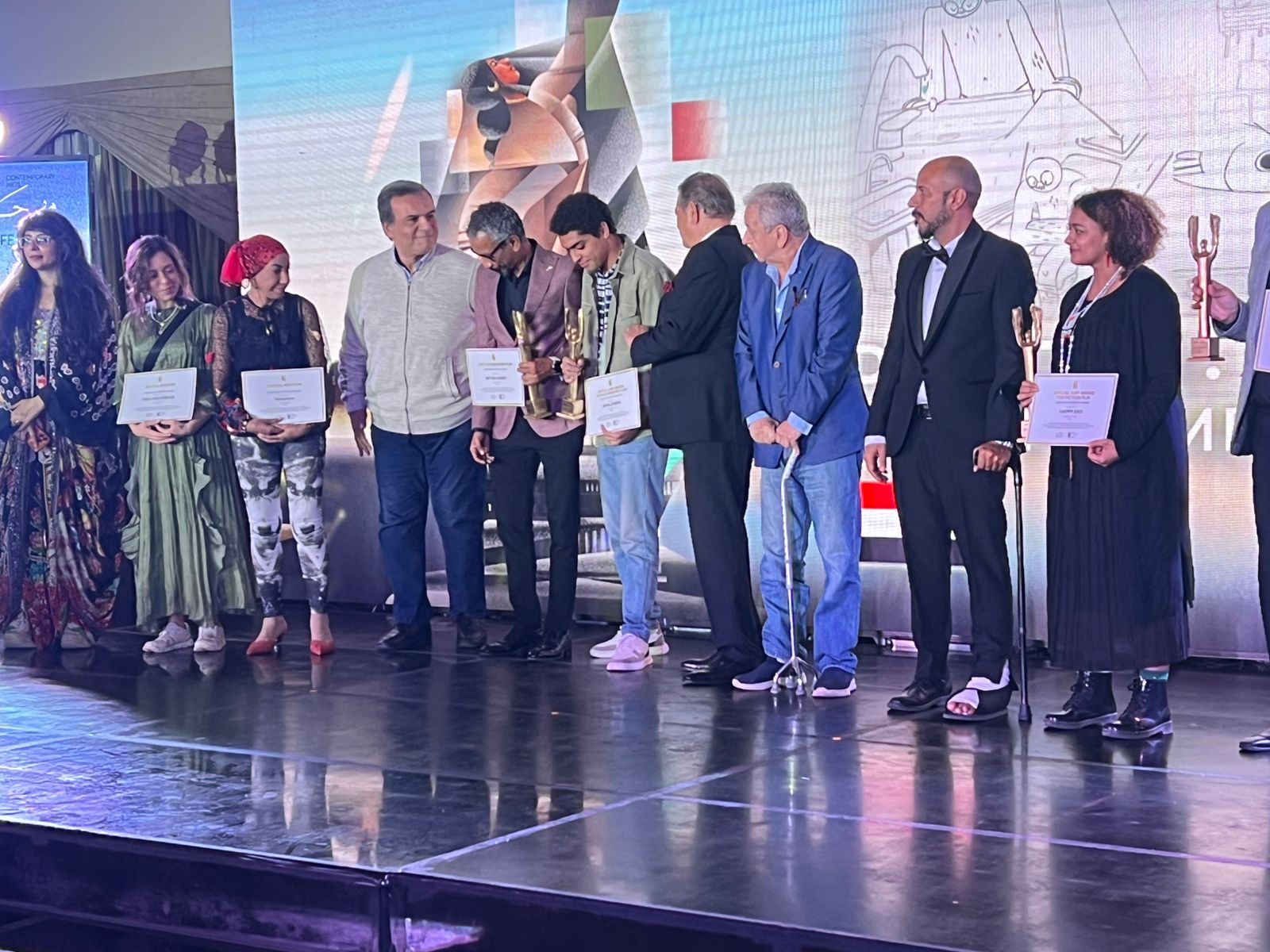 جوائز الأفلام القصيرة تتوزع في نهاية مهرجان الفيوم لأفلام البيئة 4 1764440373 206 جوائز الأفلام القصيرة تتوزع في نهاية مهرجان الفيوم لأفلام البيئة