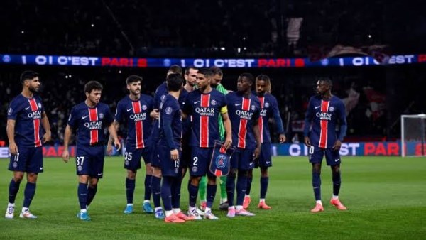 أحسن لاعب بالعالم يقود باريس سان جيرمان ضد توتنهام في دوري الأبطال