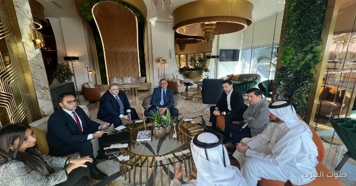 الاستثمار تتناقش مع شركات قطرية عن فرص التوسع في مصر