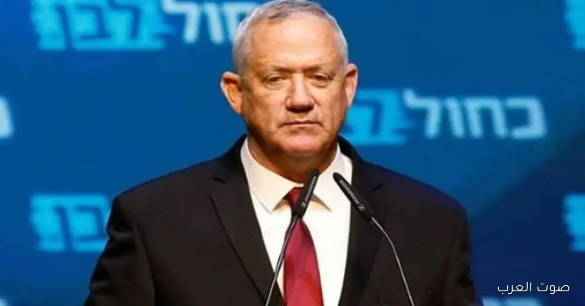 جانتس: طلب العفو عن نتنياهو مزيف وبيهدف يشغل الناس عن قانون التجنيد