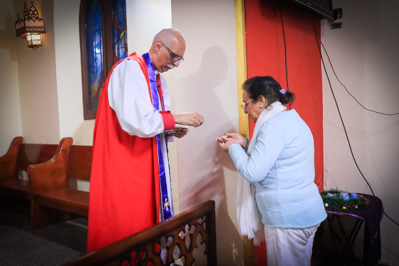 رئيس الكنيسة الأسقفية: العذارى شكلهم واحد لكن الاختلاف الحقيقي في قلوبهم 14 1764572760 310 رئيس الكنيسة الأسقفية العذارى شكلهم واحد لكن الاختلاف الحقيقي في