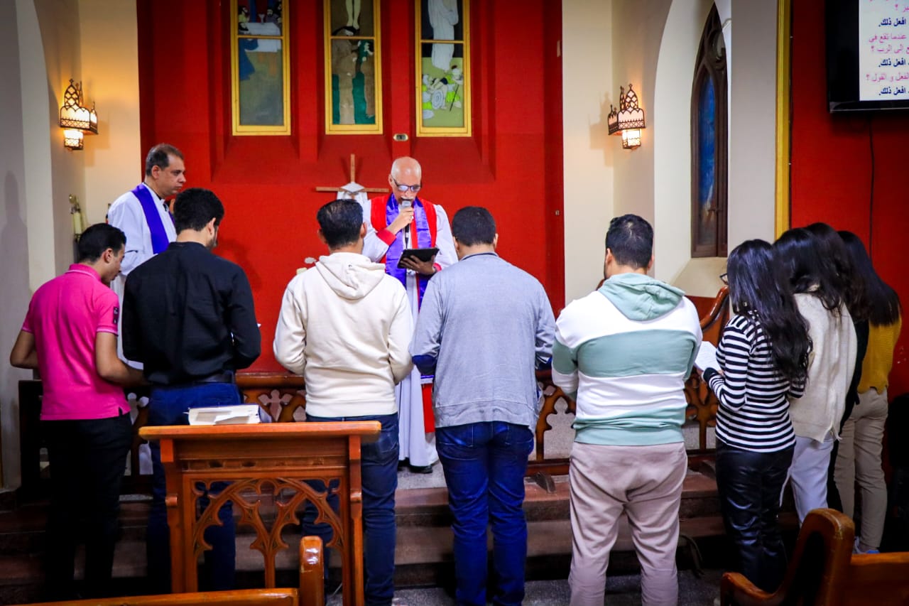 رئيس الكنيسة الأسقفية: العذارى شكلهم واحد لكن الاختلاف الحقيقي في قلوبهم 9 1764572760 41 رئيس الكنيسة الأسقفية العذارى شكلهم واحد لكن الاختلاف الحقيقي في