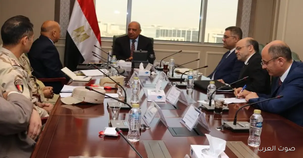 وزير الكهرباء يتقابل مع رؤساء الشركة المصرية للتعدين والجهاز التنفيذي لمتابعة مشروعات المحطات النووية