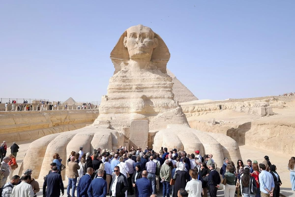 زاهي حواس قدام رؤساء برلمانات البحر المتوسط: الأهرامات دليل على عبقرية المصريين.. والمدينة المفقودة والكائنات الفضائية مش حقيقية 3 1764753636 298 زاهي حواس قدام رؤساء برلمانات البحر المتوسط الأهرامات دليل على