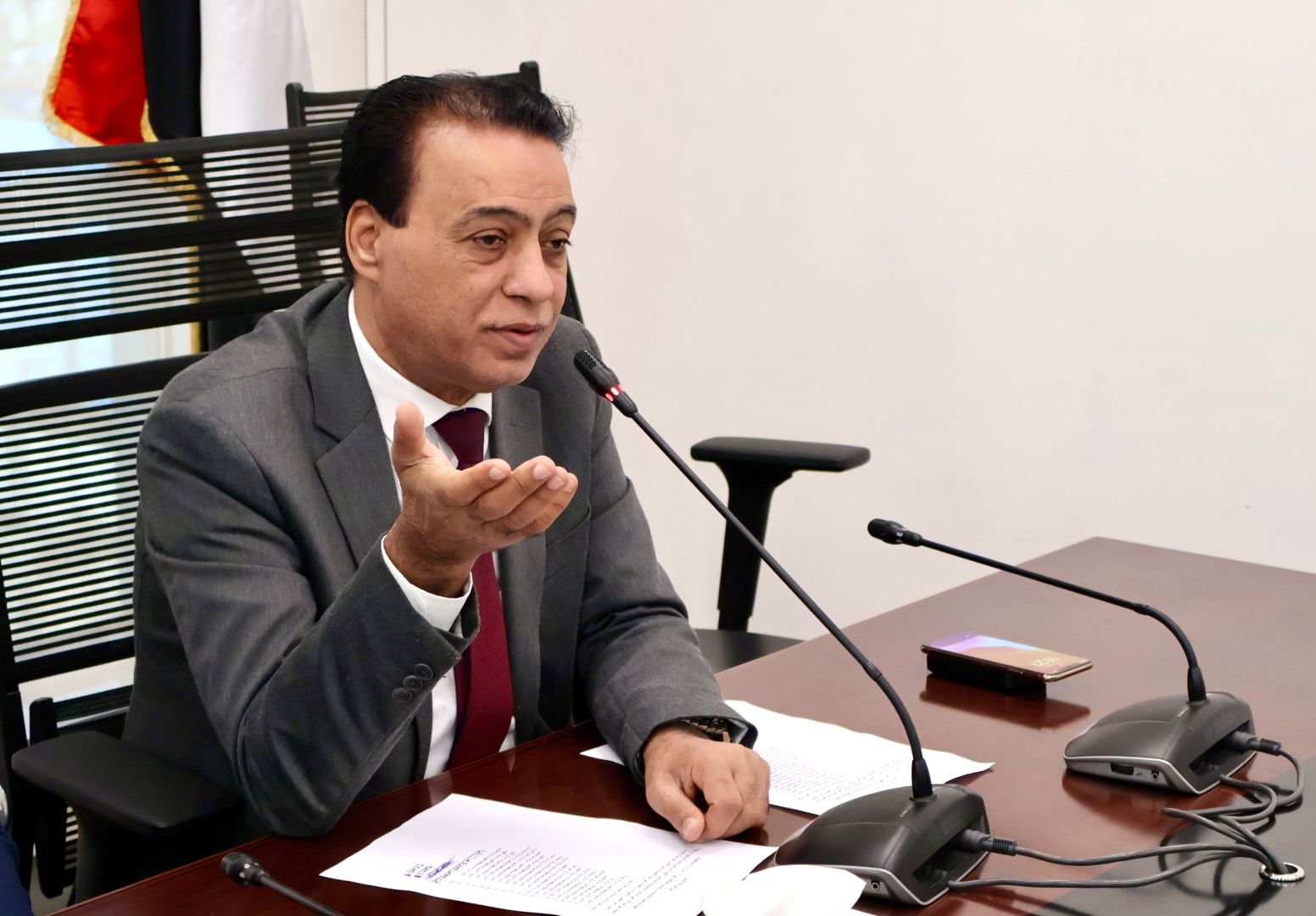 غرفة عمليات حقوق الإنسان تتابع الانتخابات بشكل مستمر 7 1764775556 632 غرفة عمليات حقوق الإنسان تتابع الانتخابات بشكل مستمر