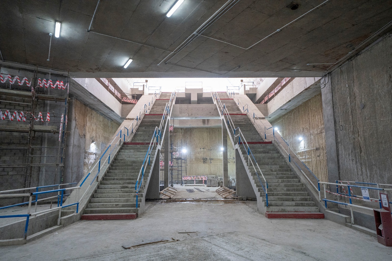 النقل تنشر صور جديدة للمرحلة الأولى من الخط الرابع لمترو الأنفاق 22 1764907243 758 النقل تنشر صور جديدة للمرحلة الأولى من الخط الرابع لمترو