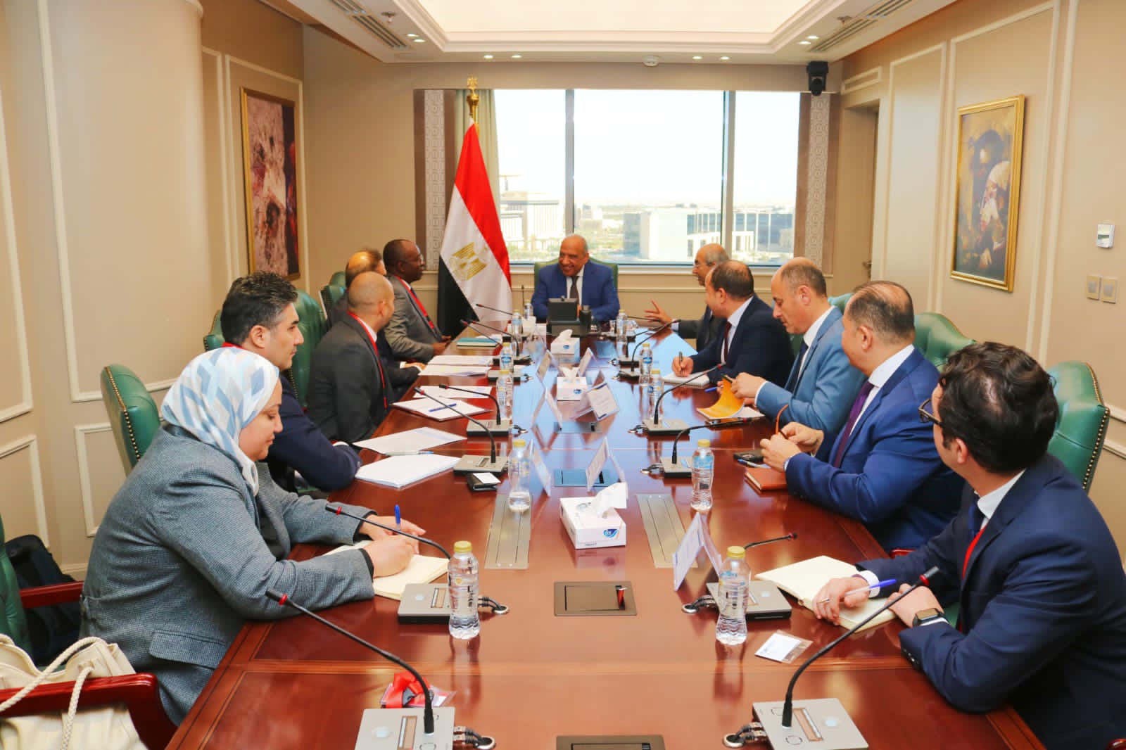 تعاون بين الكهرباء ومؤسسة التمويل الدولية في مجال الطاقة المتجددة 7 1764922705 504 تعاون بين الكهرباء ومؤسسة التمويل الدولية في مجال الطاقة المتجددة