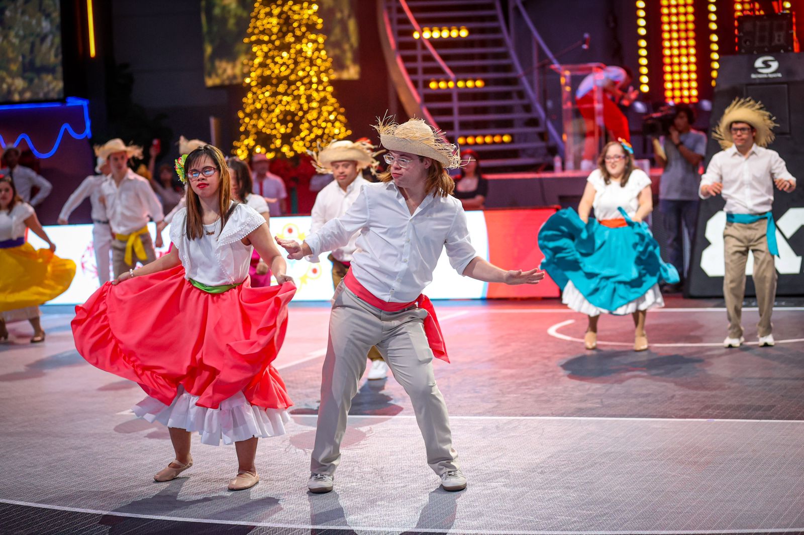 مصر تشارك في بداية كأس العالم للأولمبياد الخاص لكرة السلة الموحدة 3 لحظة من الحفل الافتتاحي