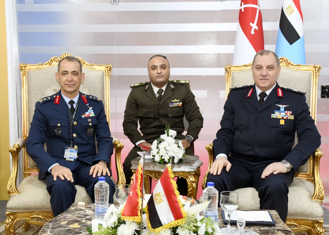 إيديكس 2025.. اتفاقيات عسكرية مع ألمانيا وباكستان والصين وفرنسا وأمريكا 4 1764940881 828 إيديكس 2025 اتفاقيات عسكرية مع ألمانيا وباكستان والصين وفرنسا وأمريكا