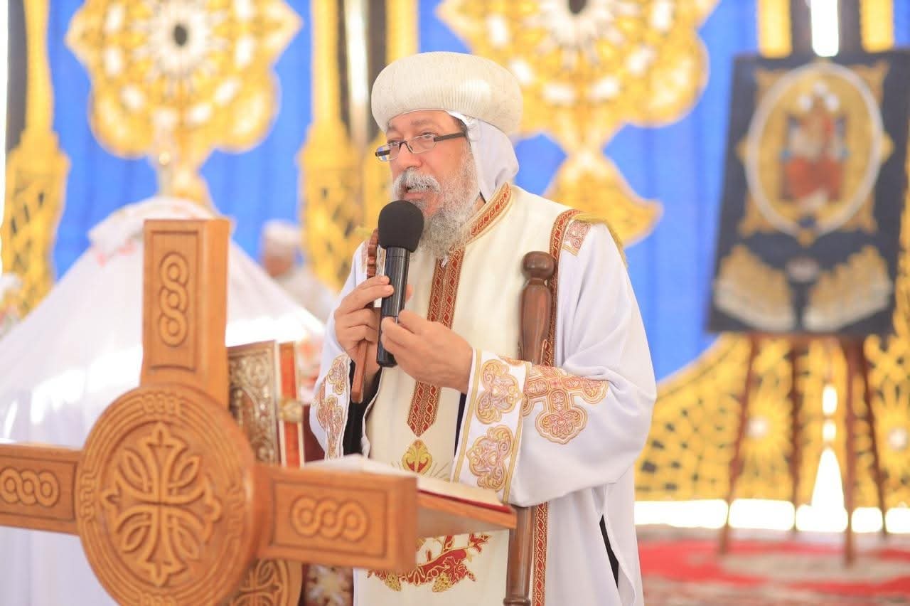 وضعوا حجر الأساس لكنيسة "الفرسان الثلاثة" في مدينة السادات 6 صورة للأنبا مينا