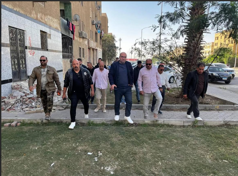 رئيس مدينة 6 أكتوبر يبدأ حملة لسحب الوحدات السكنية التي تم تحويل نشاطها إلى تجاري 4 حملة الرقابة