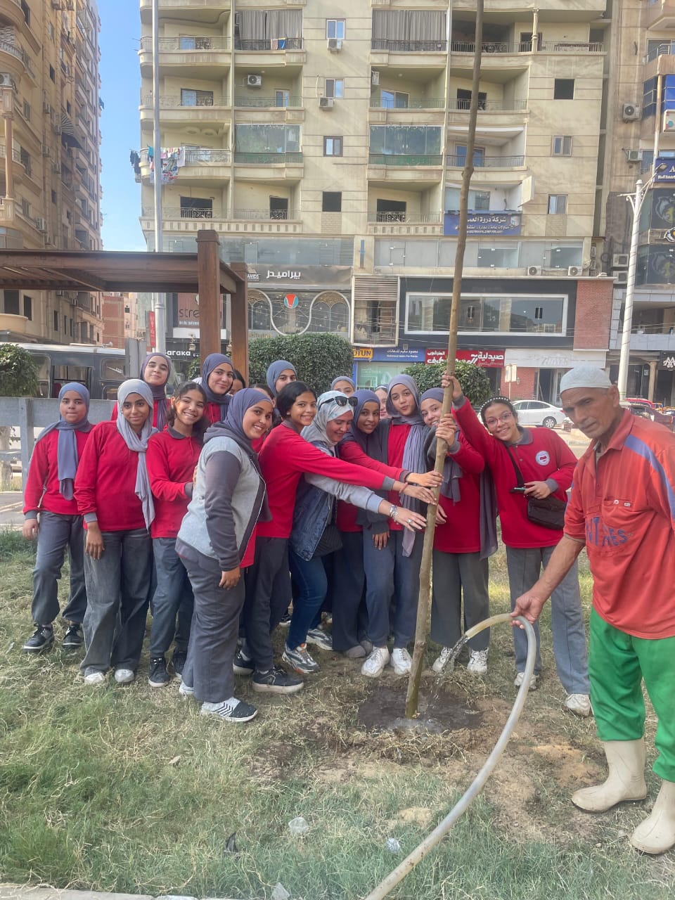 منال عوض: بدء المرحلة الرابعة من مبادرة 100 مليون شجرة في الدقهلية 4 1765193297 548 منال عوض بدء المرحلة الرابعة من مبادرة 100 مليون شجرة