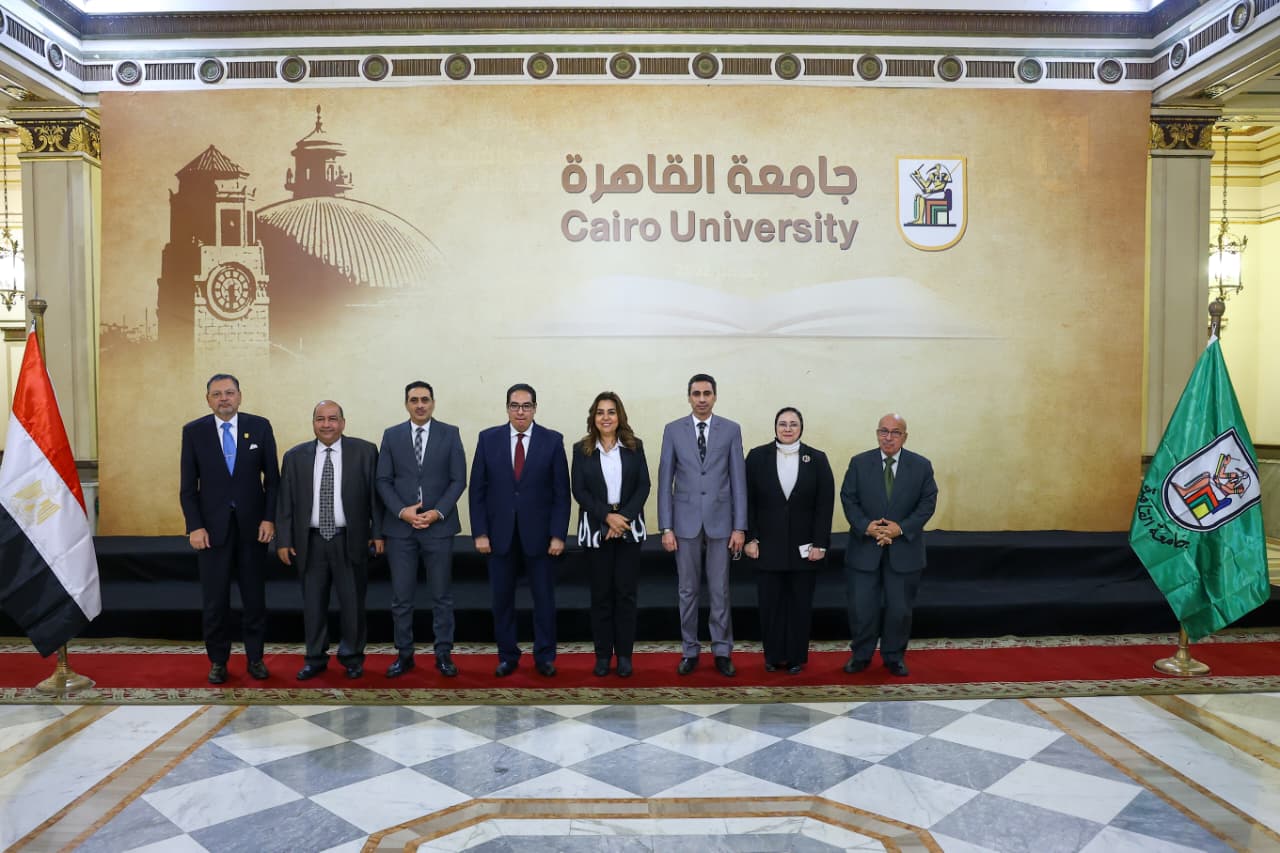 تعاون بين وزارة التنمية المحلية وتجارة القاهرة لتدريب وتأهيل الكوادر 8 1765358484 394 تعاون بين وزارة التنمية المحلية وتجارة القاهرة لتدريب وتأهيل الكوادر