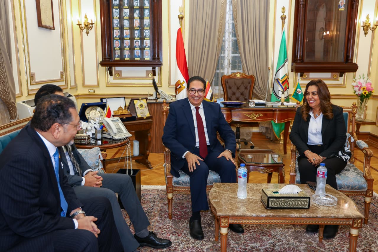 تعاون بين وزارة التنمية المحلية وتجارة القاهرة لتدريب وتأهيل الكوادر 9 1765358484 776 تعاون بين وزارة التنمية المحلية وتجارة القاهرة لتدريب وتأهيل الكوادر