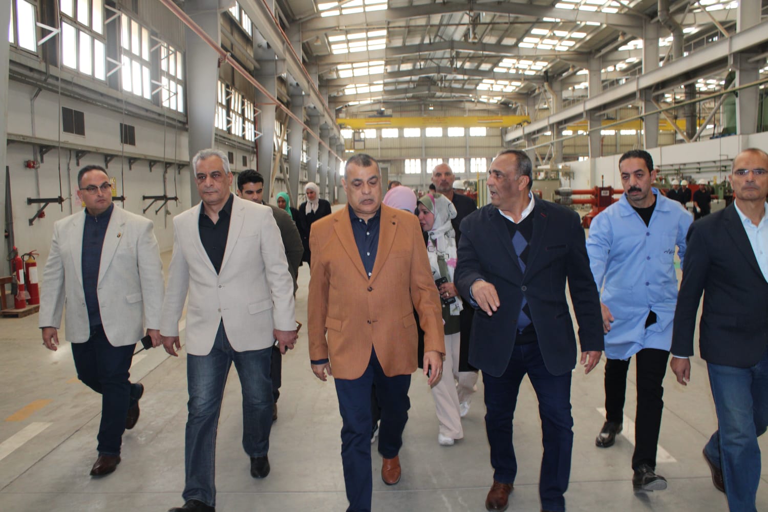 الإنتاج الحربي: مصنع 63 من أبرز المصانع ومنتجاته بتساعد في تقليل الفاتورة الاستيرادية 9 تفقد الوزير لمراحل التصنيع