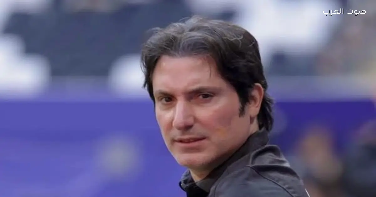محمود فايز يعتذر عن تصرفه الغريب على الهواء بعد خروجنا من كأس العرب