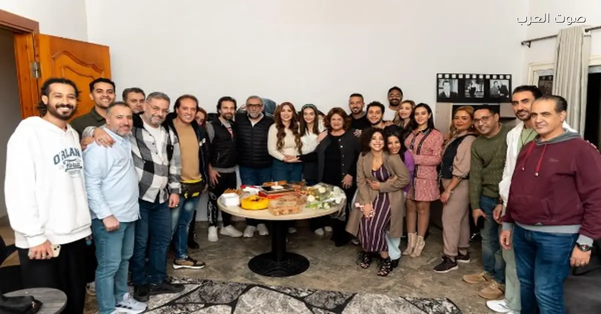 صناع مسلسل “أنا وهو وهو” في البروفات النهائية قبل بدء التصوير