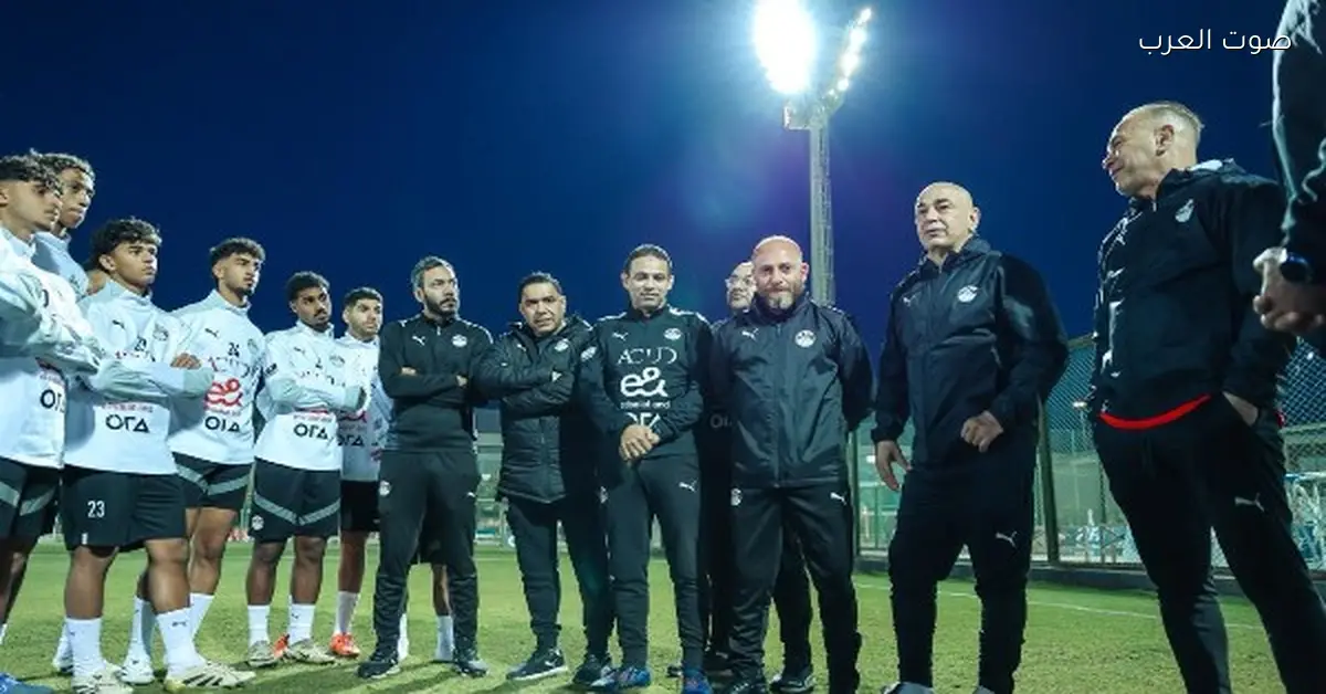 حسام وإبراهيم حسن في زيارة لمعسكر منتخب مصر للناشئين 2007