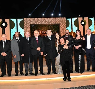 شوفوا أول صور من فرح بنت محمد هنيدي 5 1765563741 254 شوفوا أول صور من فرح بنت محمد هنيدي