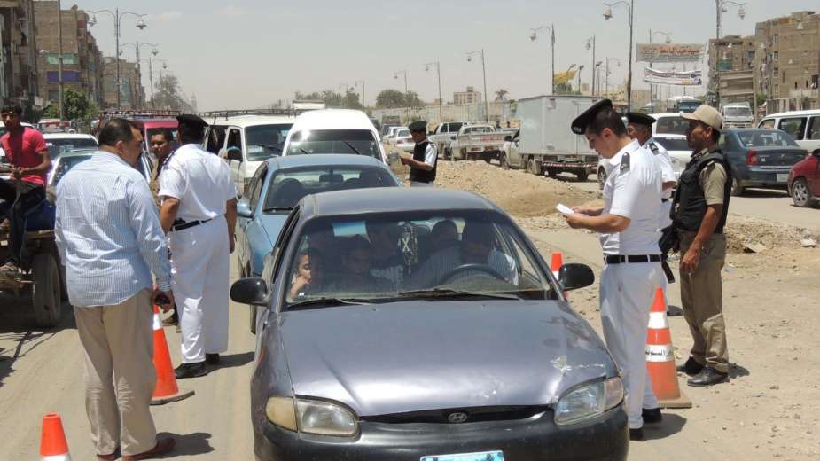 10 مخالفات مرور ممكن تتصالح عليها بـ 25 جنيه بس.. تعرف عليها 3 تحرير مخالفات مرورية