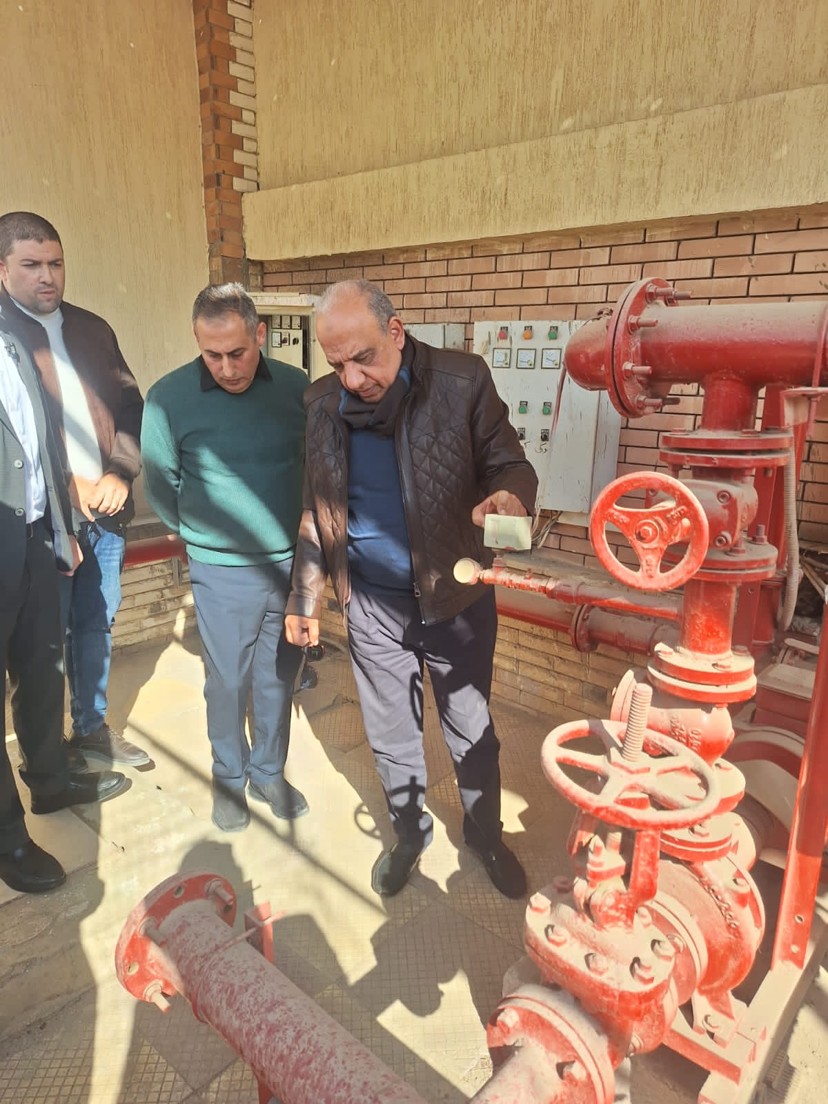 وزير الكهرباء يقوم بجولة مفاجئة: المواطن له حق في خدمة كويسة 6 1765633696 476 وزير الكهرباء يقوم بجولة مفاجئة المواطن له حق في خدمة
