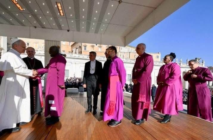 رئيس أساقفة الكنيسة الأسقفية يروح يزور بابا الفاتيكان 10 1765693952 593 رئيس أساقفة الكنيسة الأسقفية يروح يزور بابا الفاتيكان