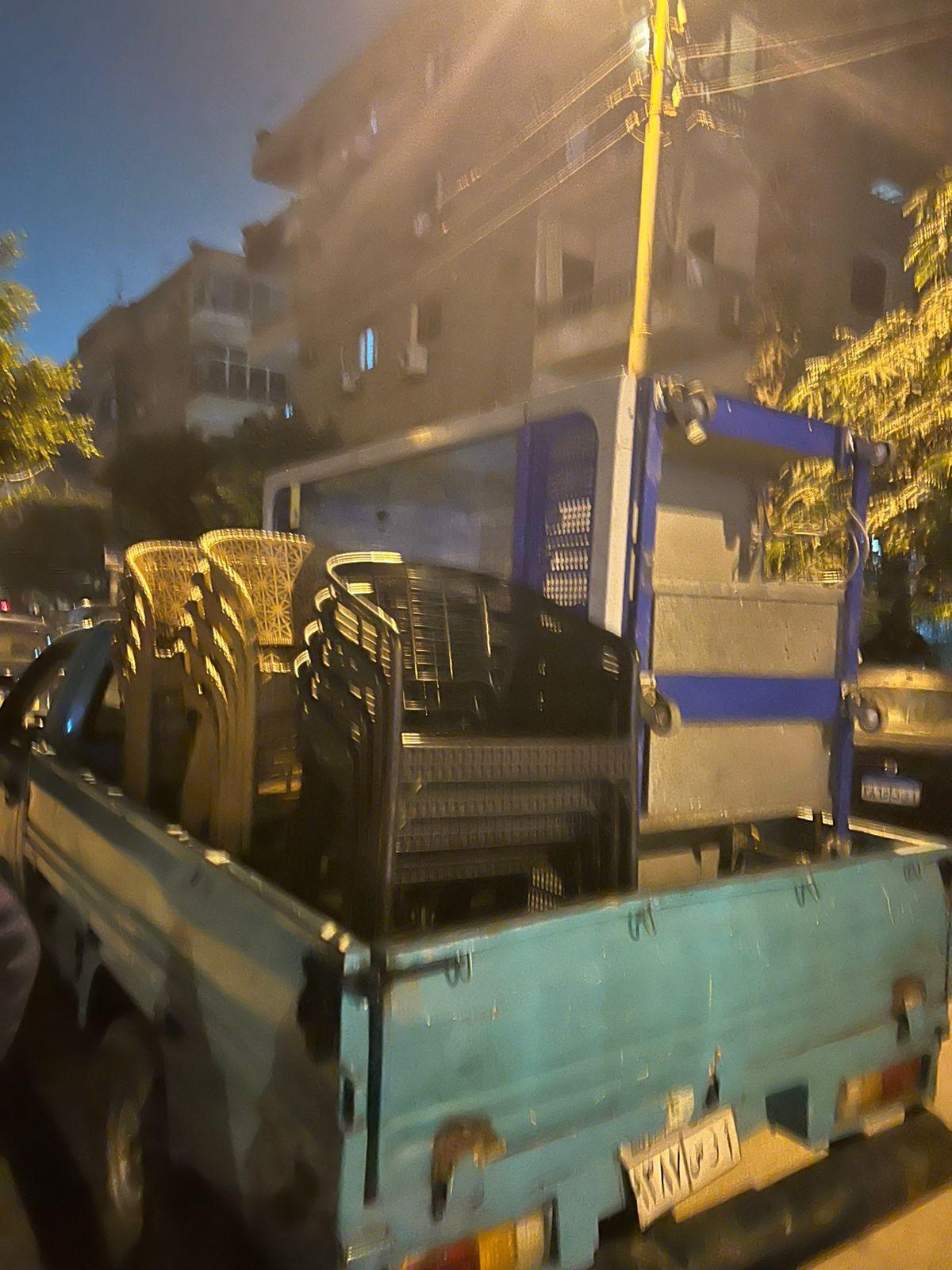 حملات لإزالة التعديات على الأرصفة من المحلات والكافيهات والمطاعم في شوارع مصر الجديدة والنزهة 3 1765704317 749 حملات لإزالة التعديات على الأرصفة من المحلات والكافيهات والمطاعم في