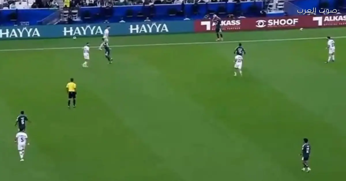 30 دقيقة.. التعادل السلبي بين السعودية وفلسطين في ربع نهائي كأس العرب