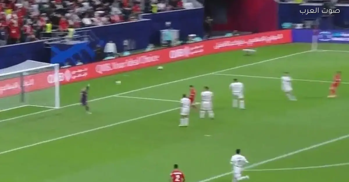 أبو زريق يحرز الهدف التاني للأردن في مرمى مصر بكأس العرب