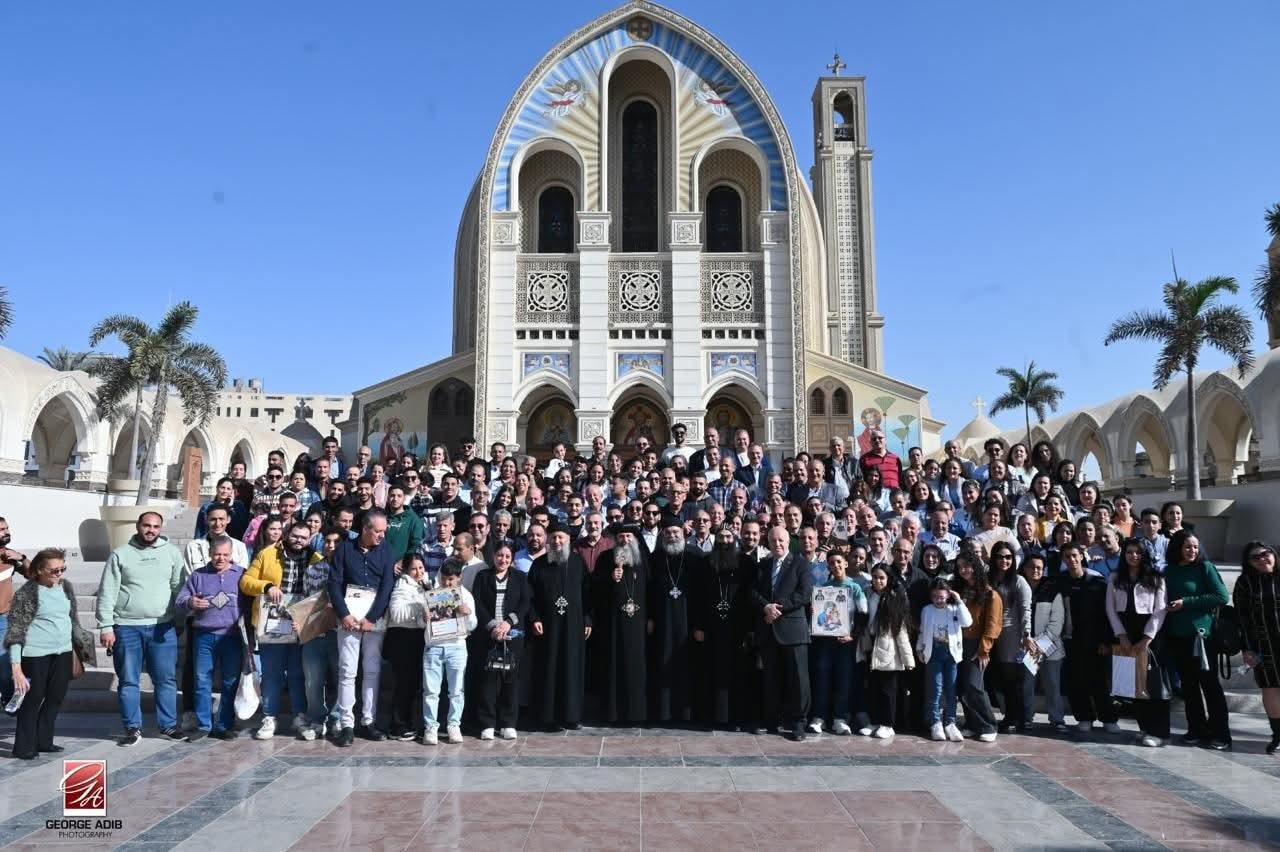 أول لقاء لأبناء إيبارشية رزقة دير المحرق اللي عايشين في