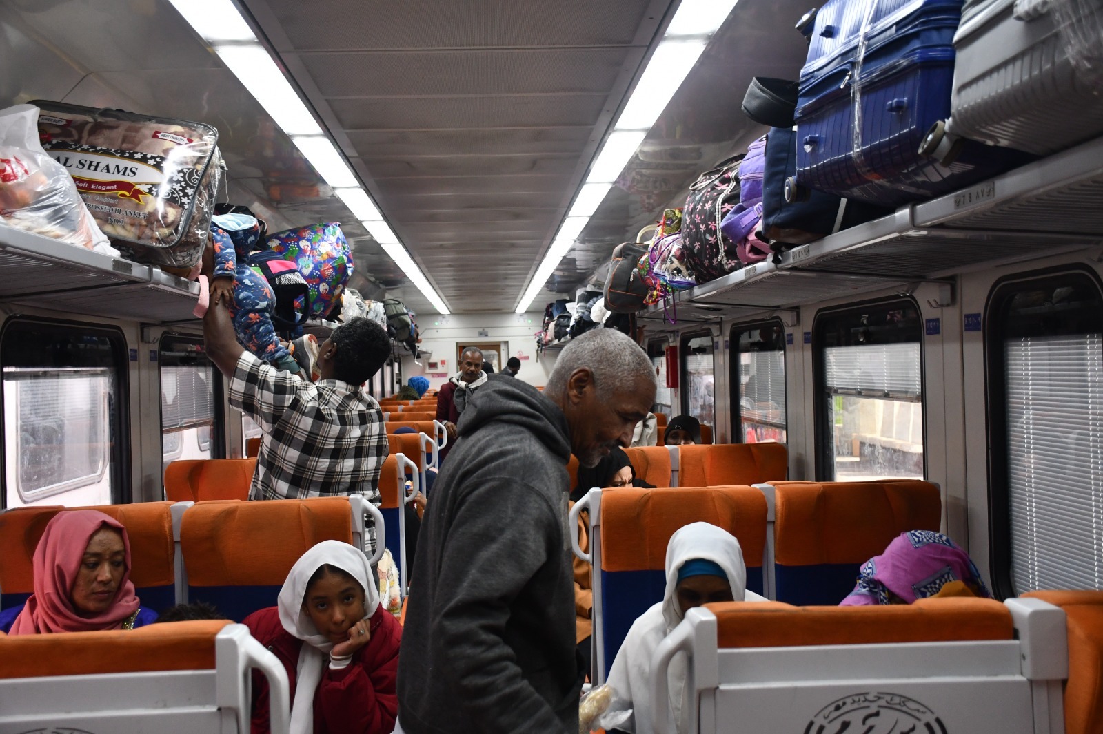 السكة الحديد بتشغل الرحلة 37 لقطارات العودة للأشقاء السودانيين