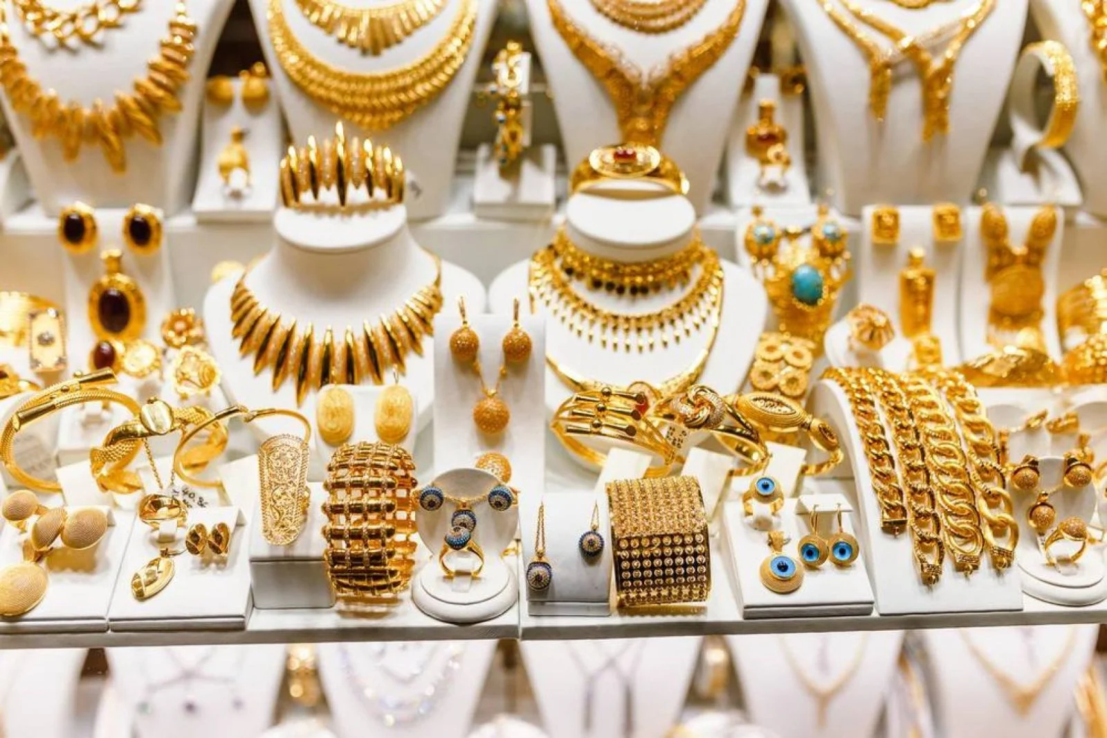 بعد توقعات بتقليل الفايدة <a href=